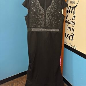 Elegant Black Dress with Rhinestone Detailing